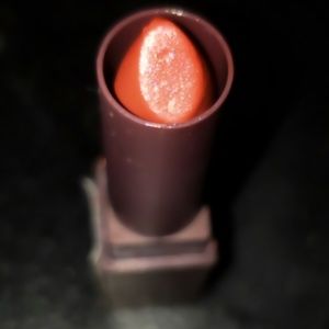 Brand new Burts Bees wax glossy lipstick 2019▪︎